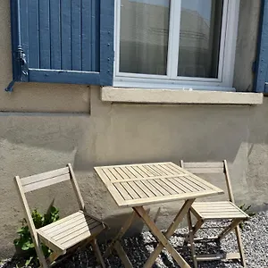 https://le-central.fr-provencehotel.com